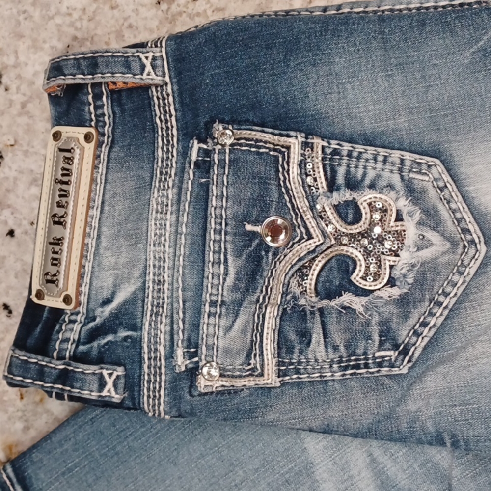Rock Revival Easy Crop Jeans Yara 28